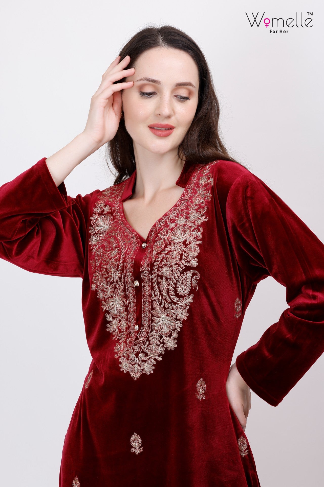 Womelle Elegant  Maroon Embroidered Kurta Set