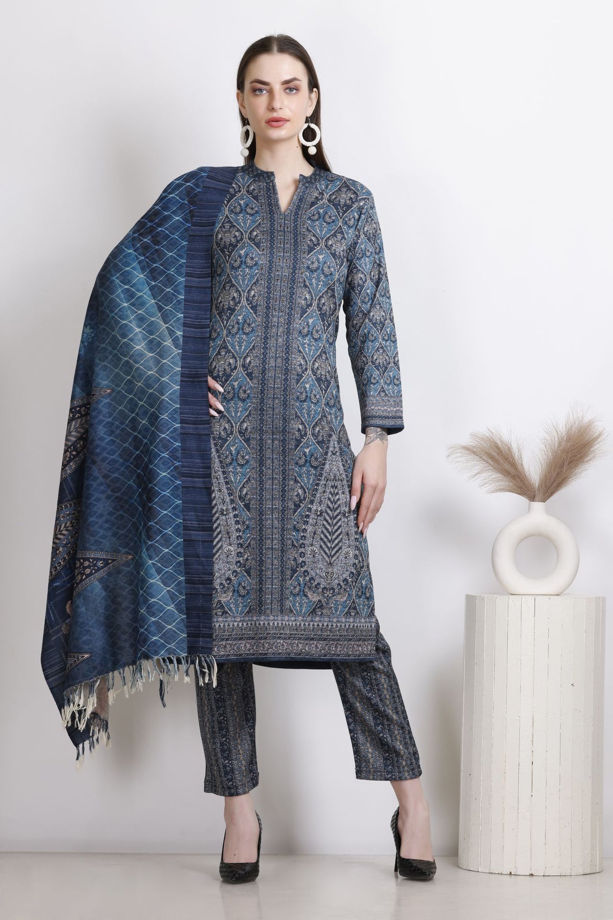 Blue Woollen  Printed Straight Kurta Set