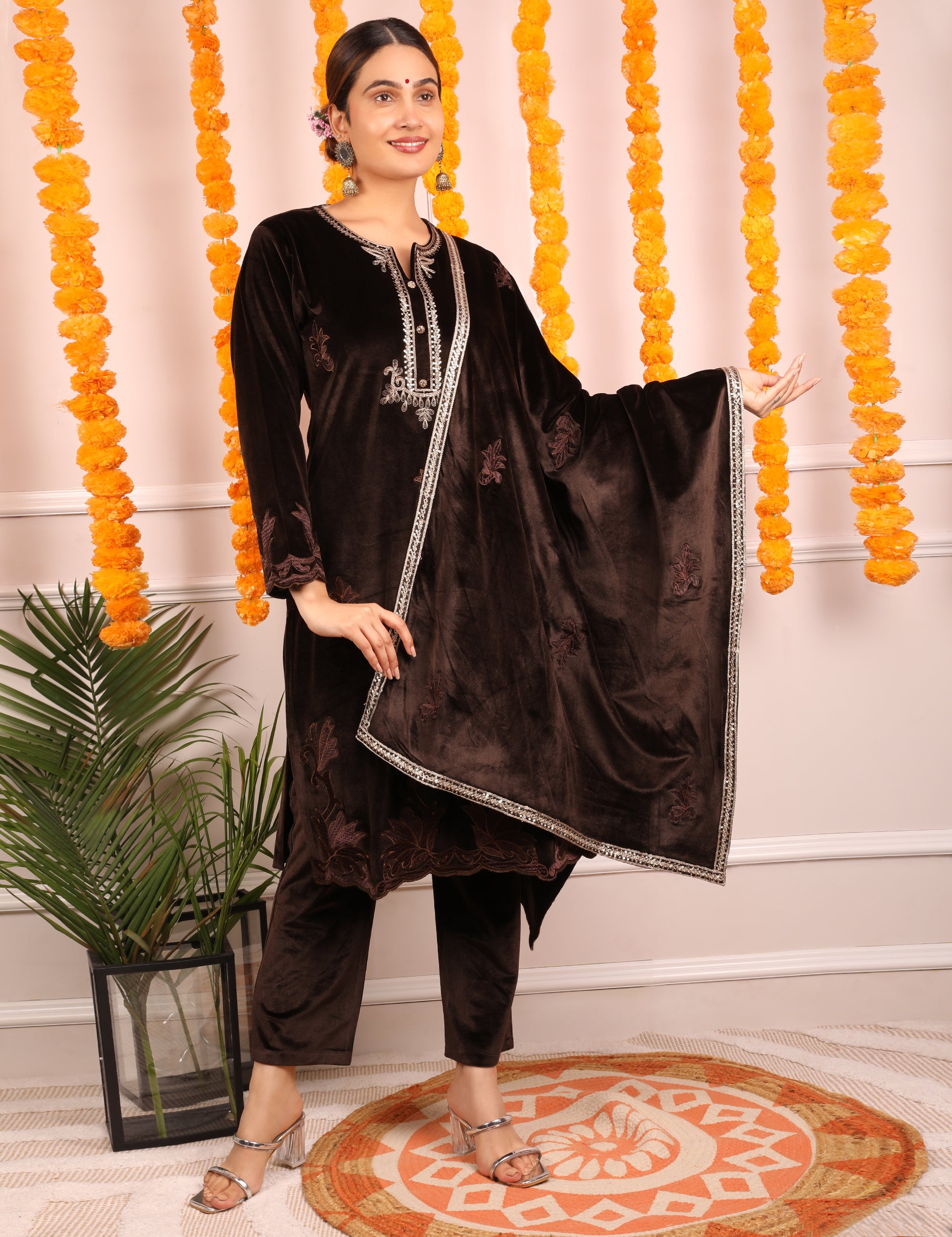 Bronze Velvet Majesty Kurta Set