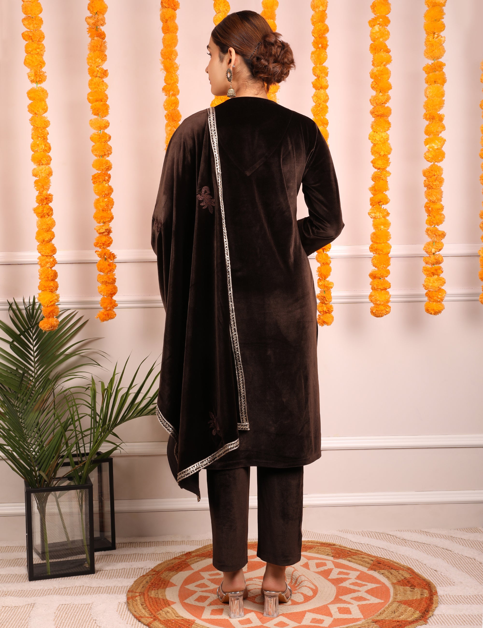 Bronze Velvet Majesty Kurta Set